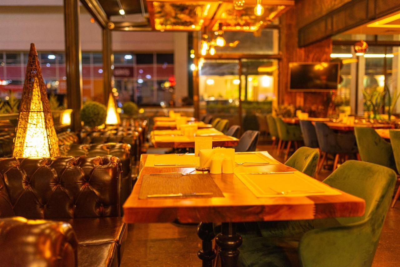 아셀리아 호텔 트라브존 트라존 외부 사진